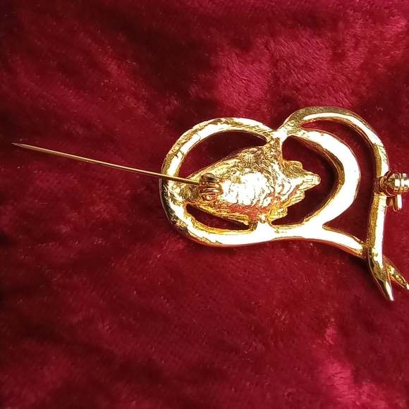 Open Heart Brooch with Teardrop Faux Pearl Flower & Crystal Crescent Moon - Picture 4 of 5